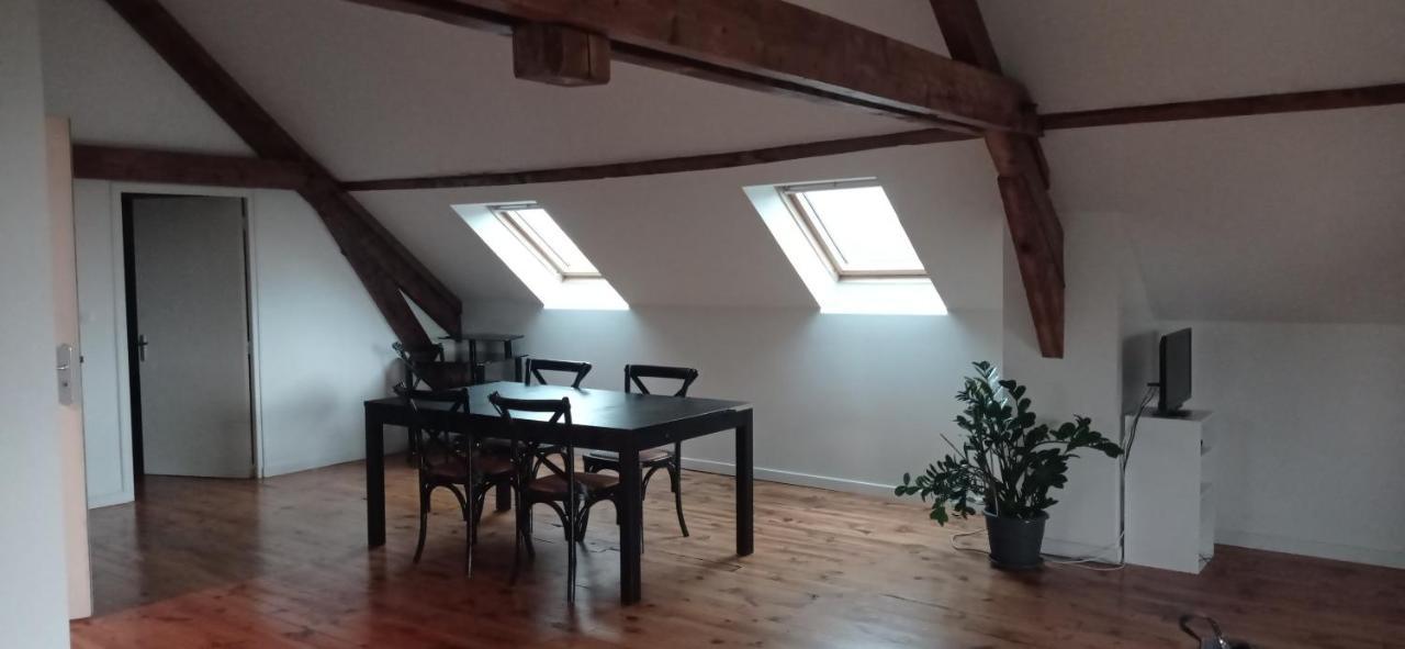 Appartement Moderne Et Lumineux Brive-la-Gaillarde Bagian luar foto