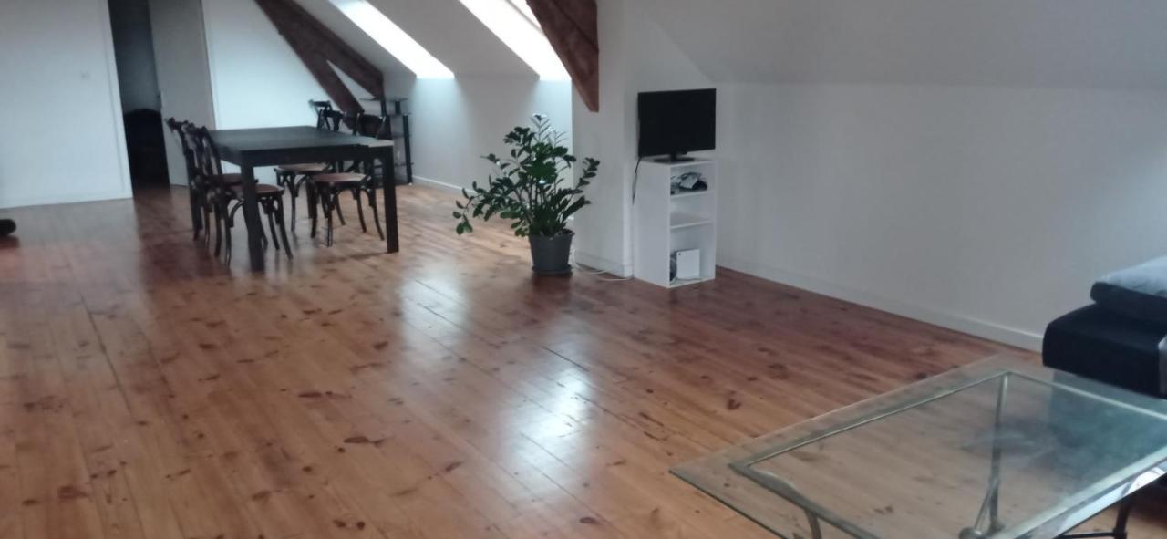 Appartement Moderne Et Lumineux Brive-la-Gaillarde Bagian luar foto